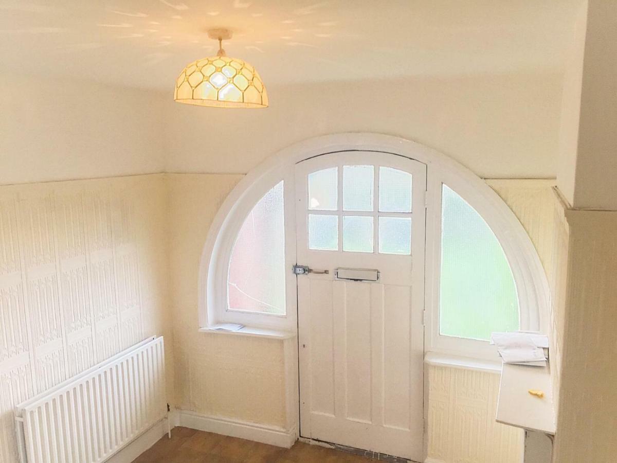 North London Cottage Bagian luar foto