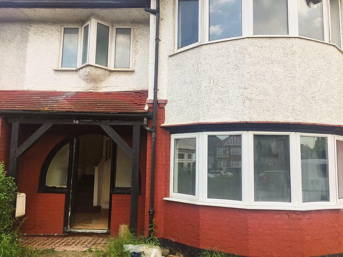 North London Cottage Bagian luar foto